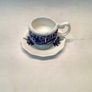 Blue Willow Miniature Tea Cup Saucer Bone China Great Britain Dollhouse Doll